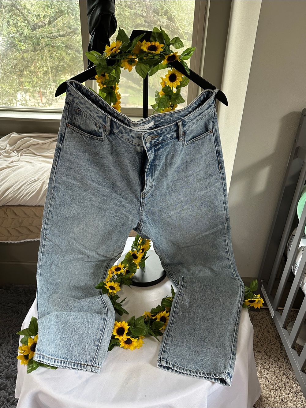 PacSun Light Wash Blue Straight Leg Mom Jeans